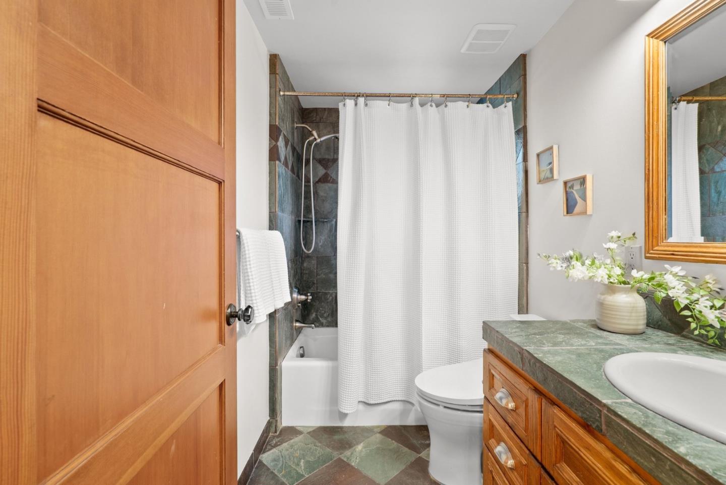 508 Escalona DR