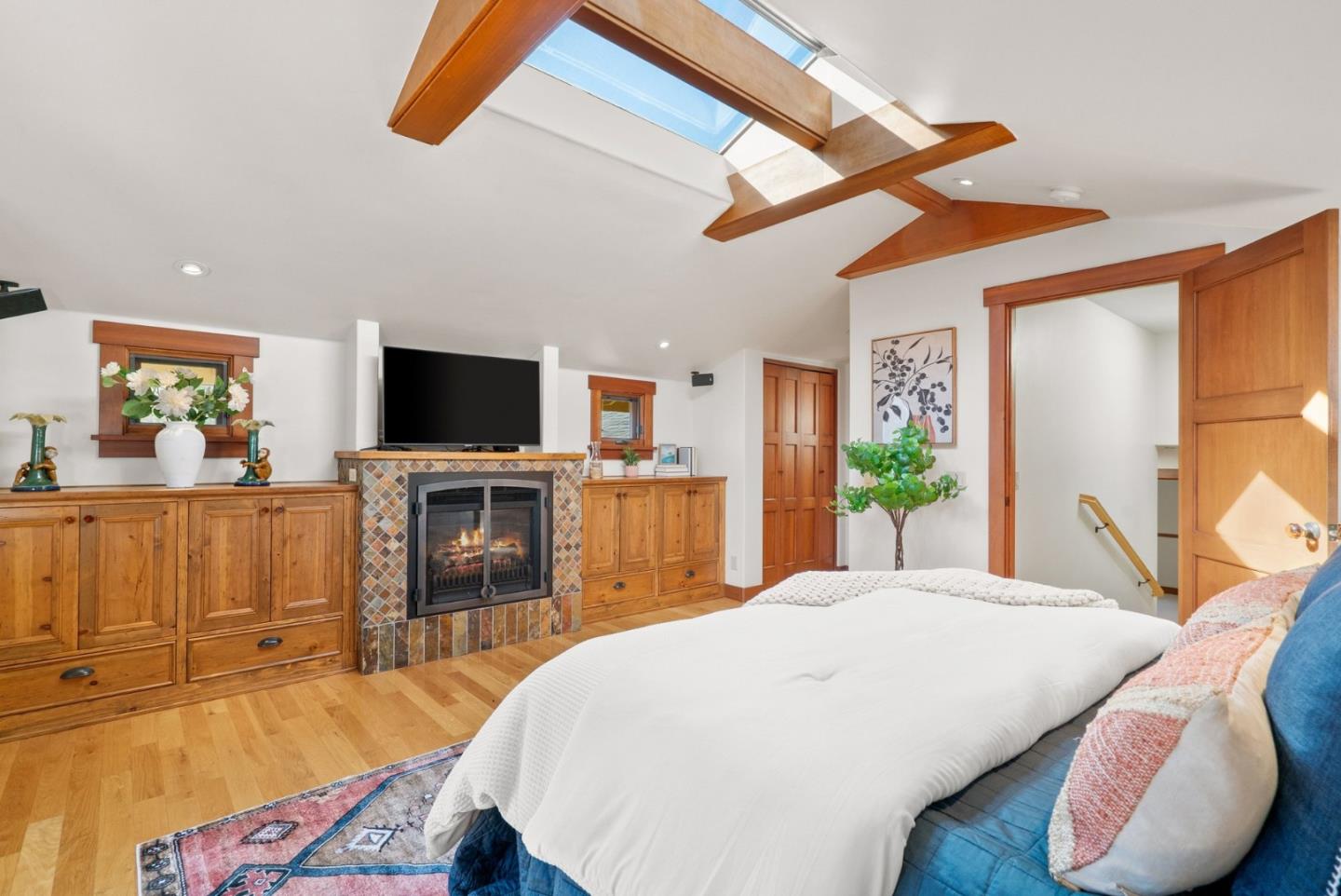 508 Escalona DR