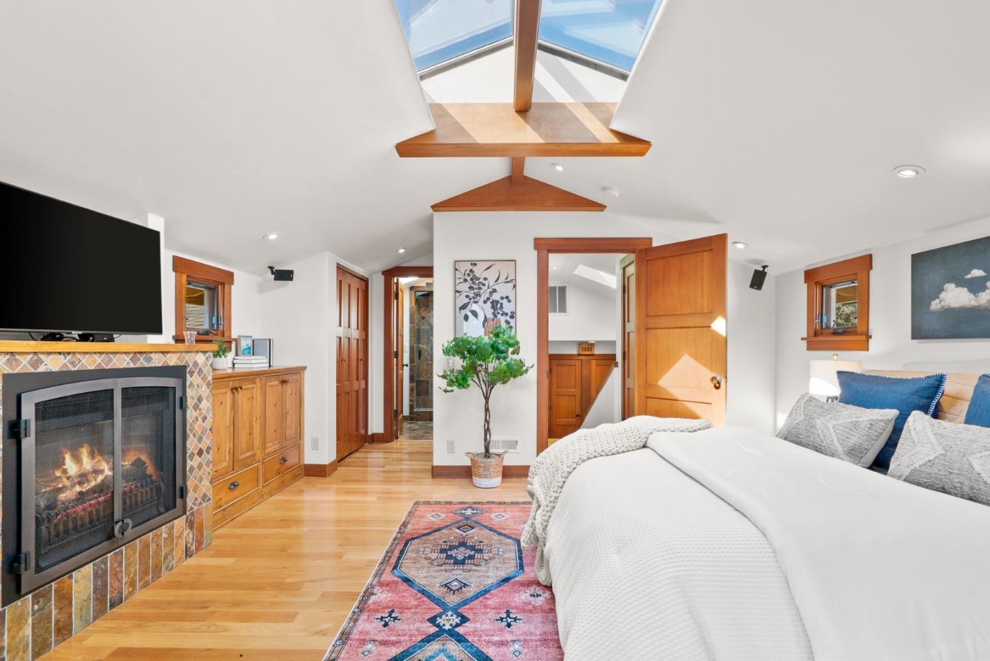 508 Escalona DR