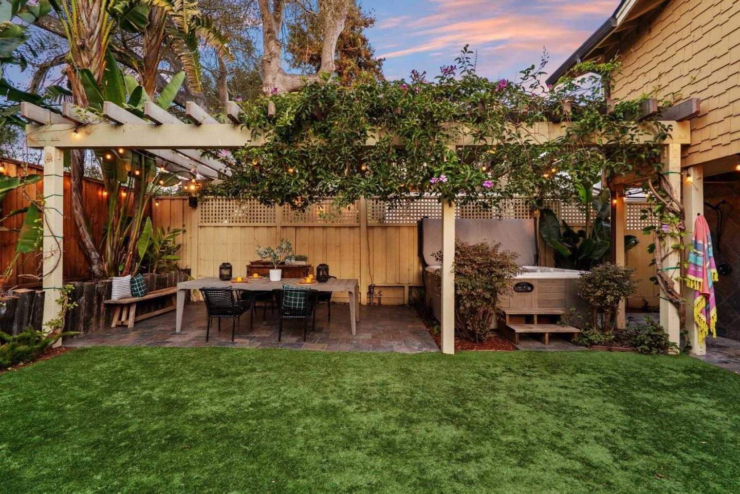508 Escalona DR