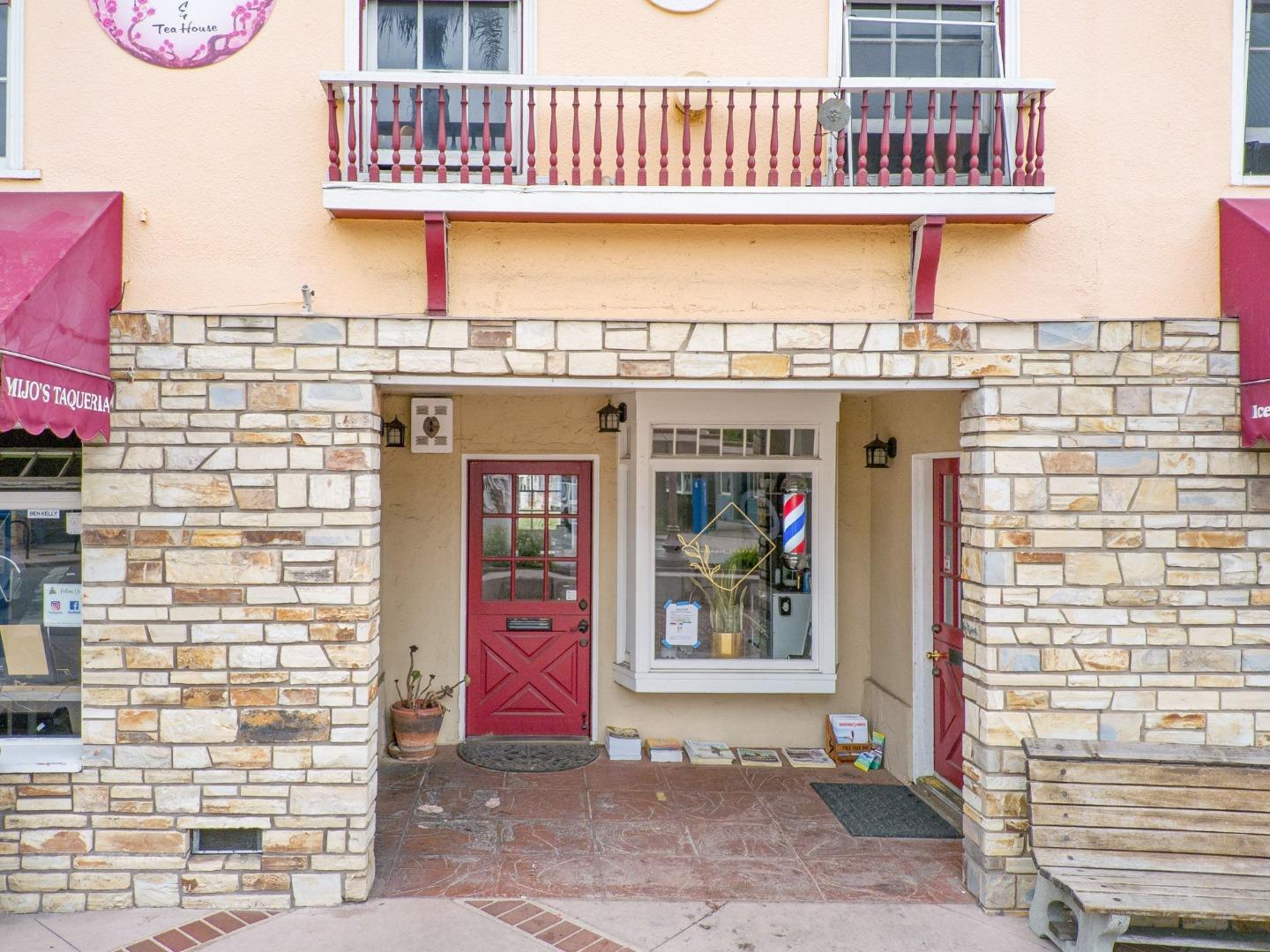 508 Escalona DR