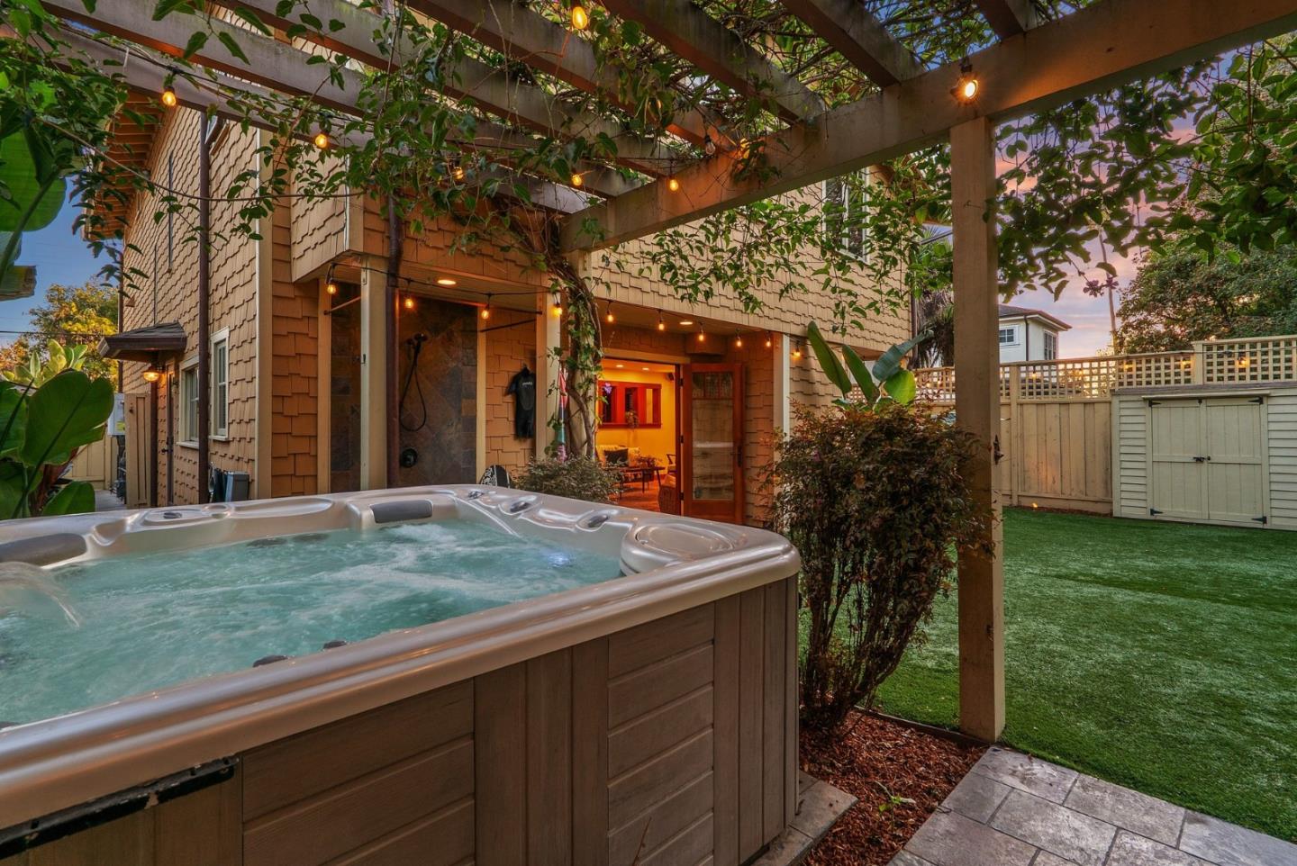 508 Escalona DR