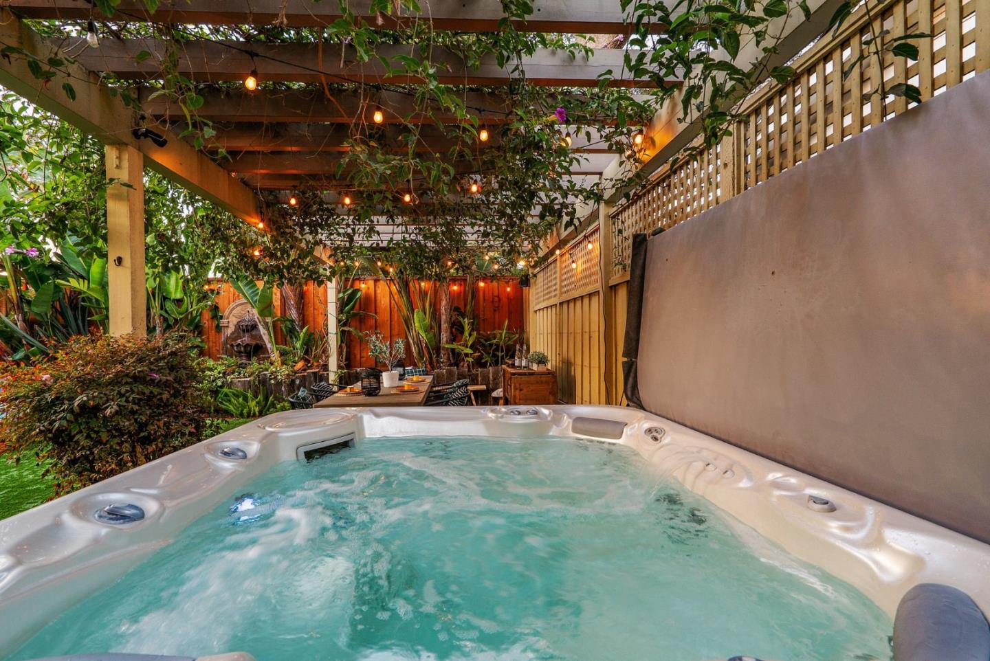 508 Escalona DR