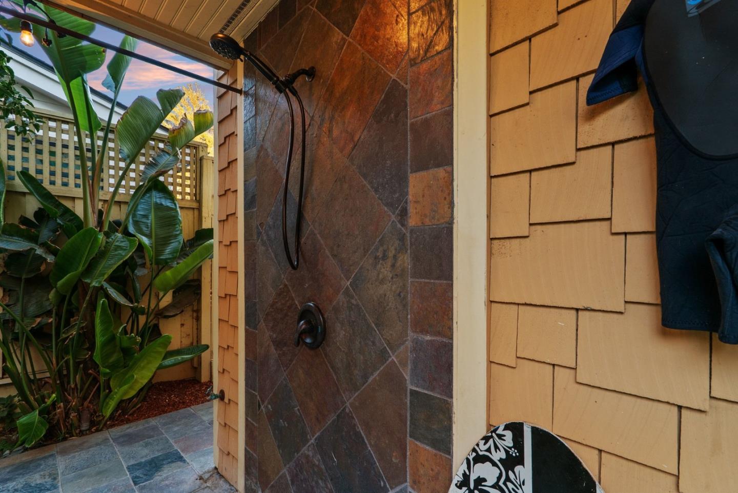 508 Escalona DR