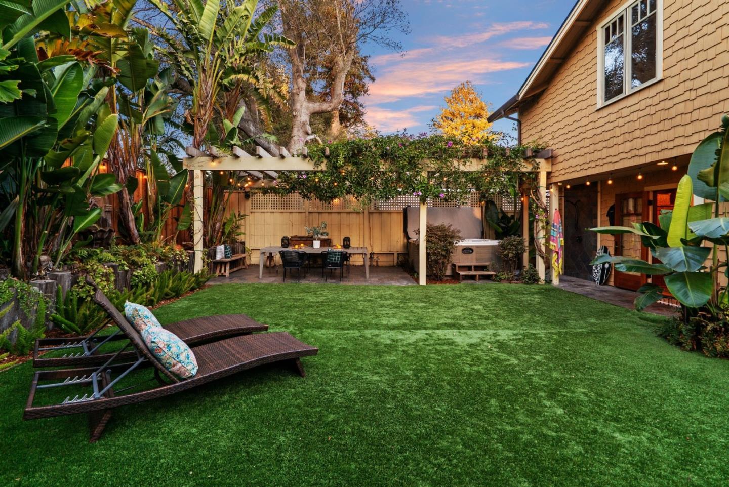 508 Escalona DR