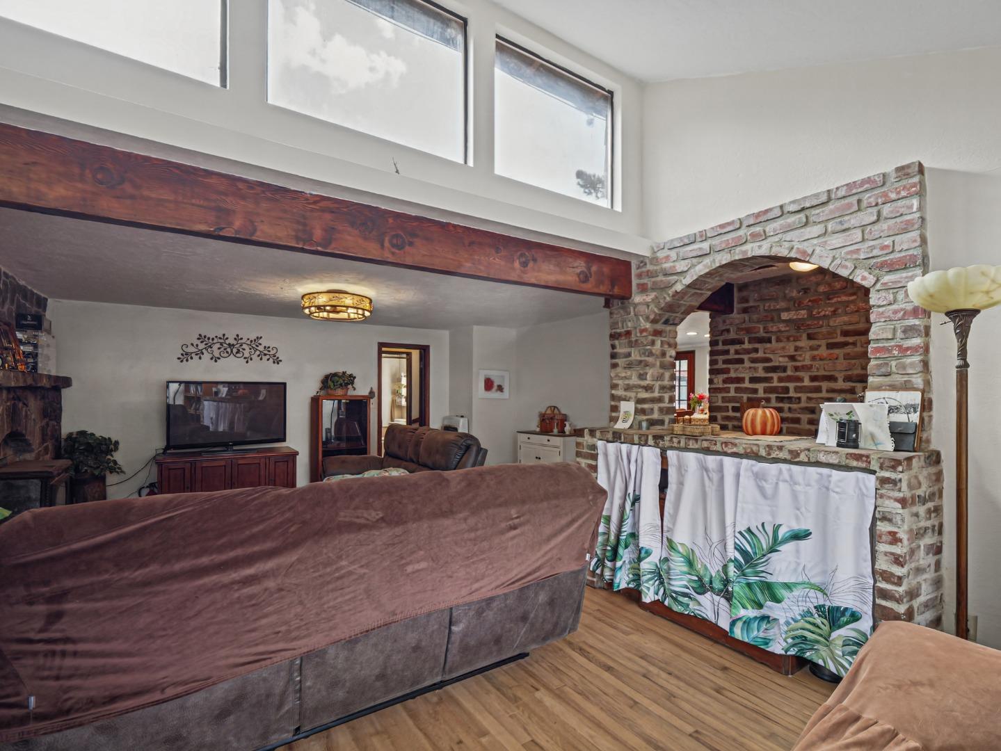 140 Allan LN