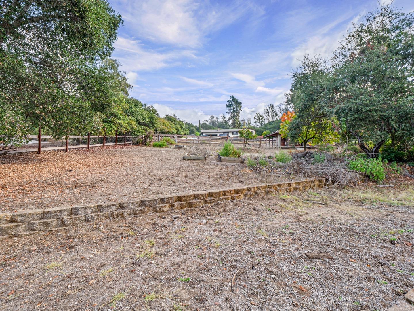 140 Allan LN
