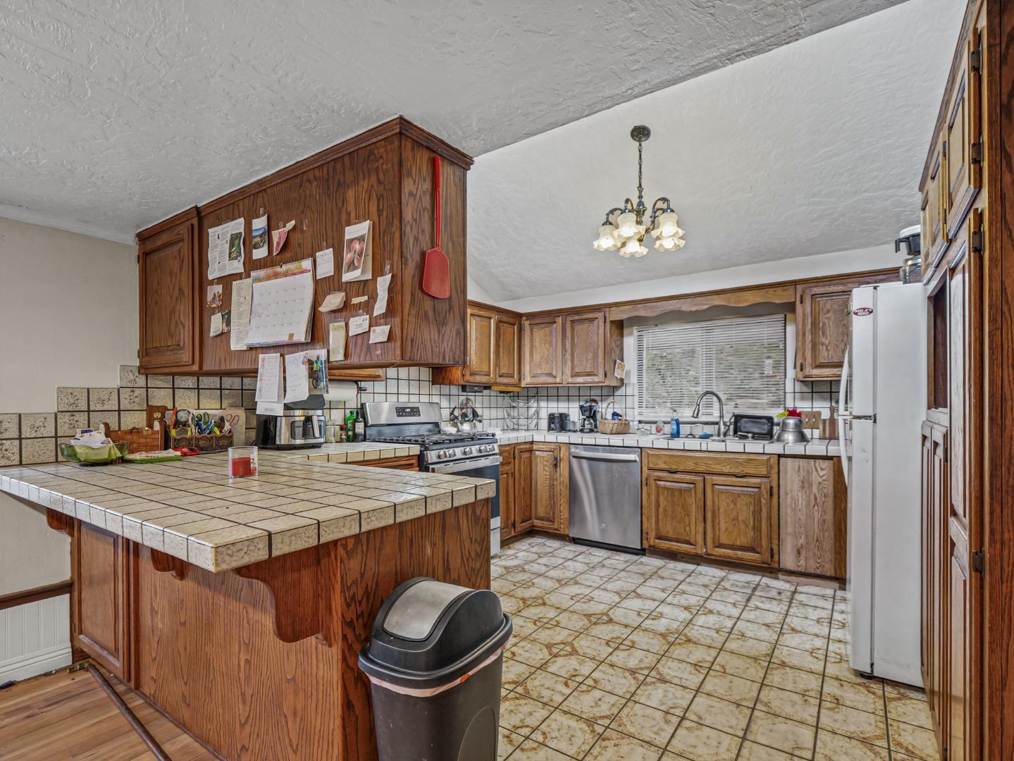140 Allan LN