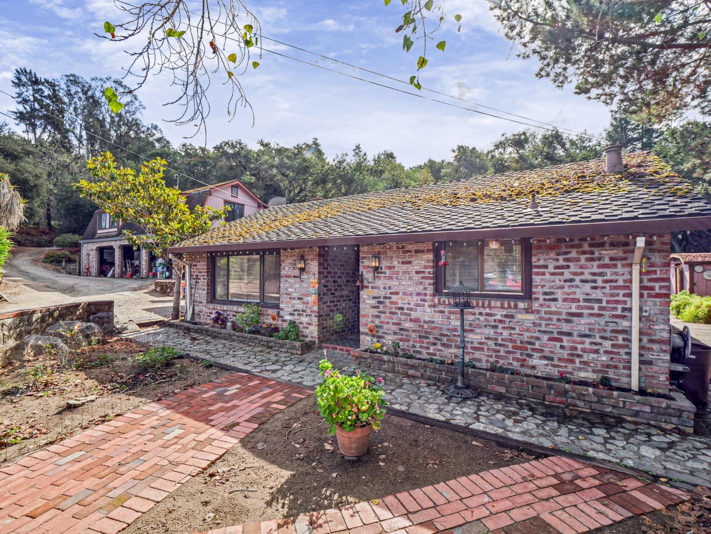 140 Allan LN