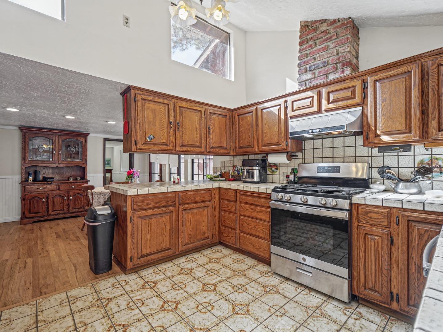 140 Allan LN