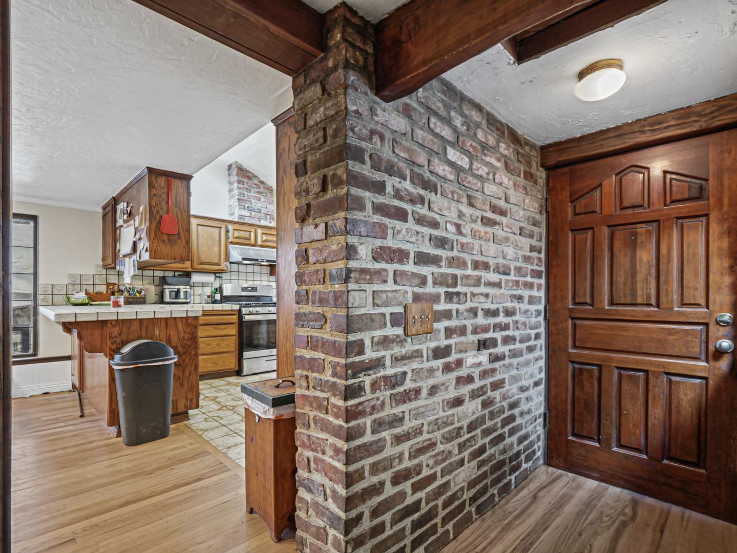 140 Allan LN