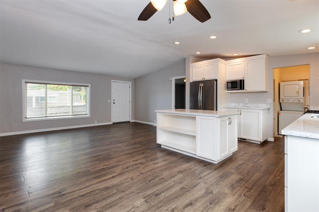 220 Mar Vista DR 23