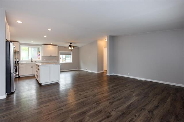 220 Mar Vista DR 23
