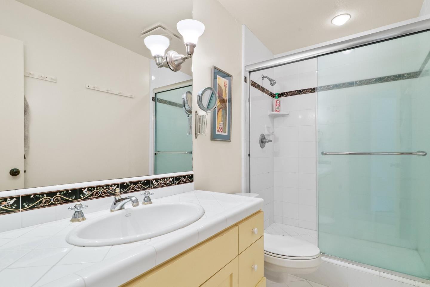 101 Shell DR 242