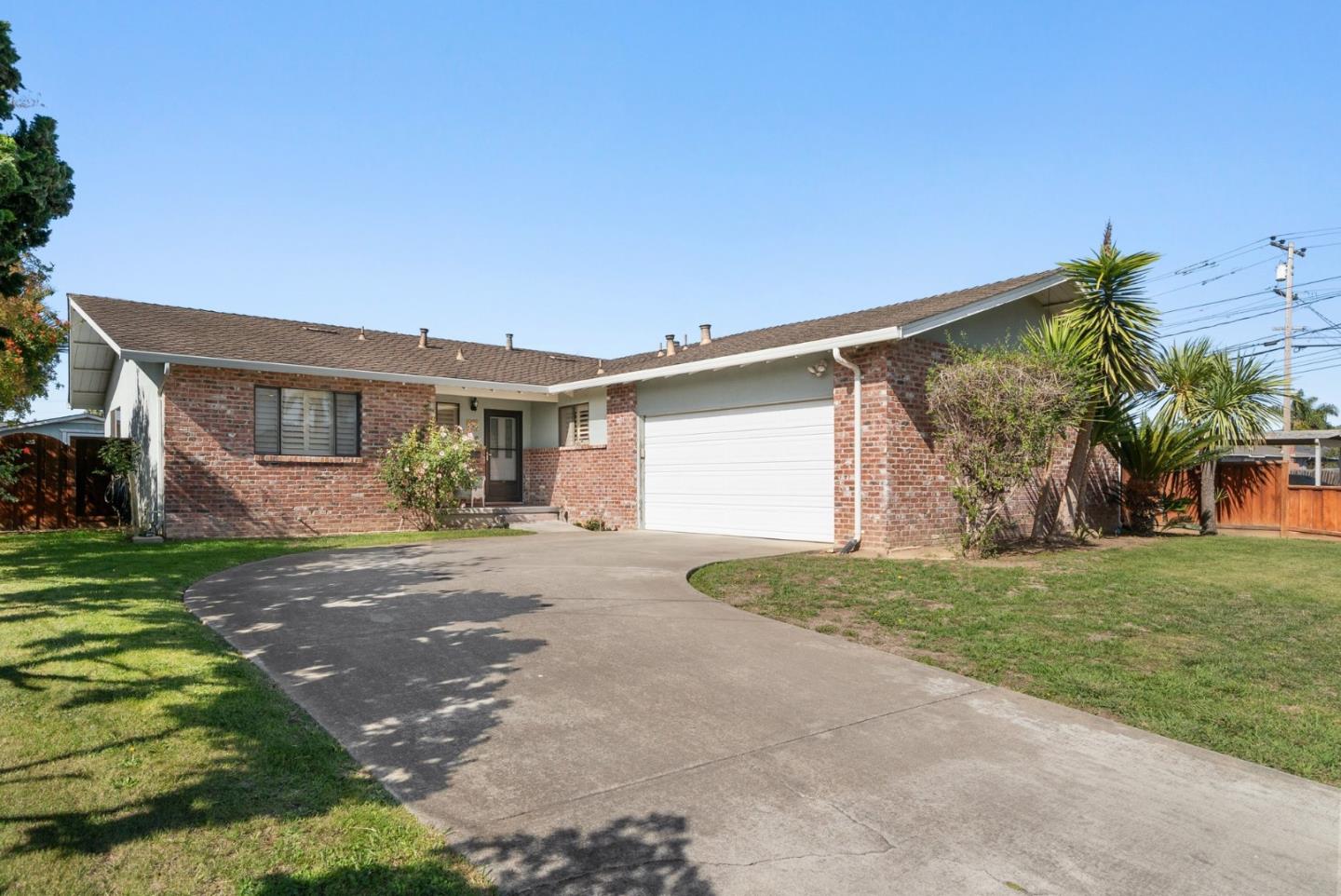 13 Cottage DR