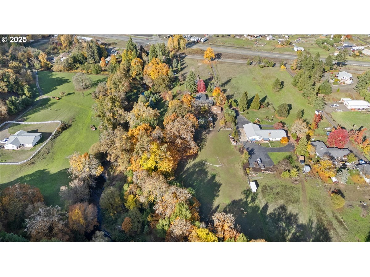 939 BUCKHORN RD