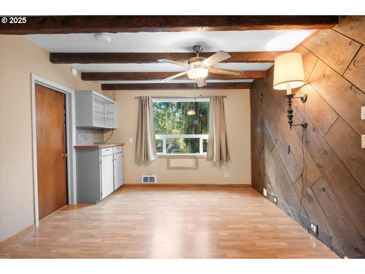 939 BUCKHORN RD
