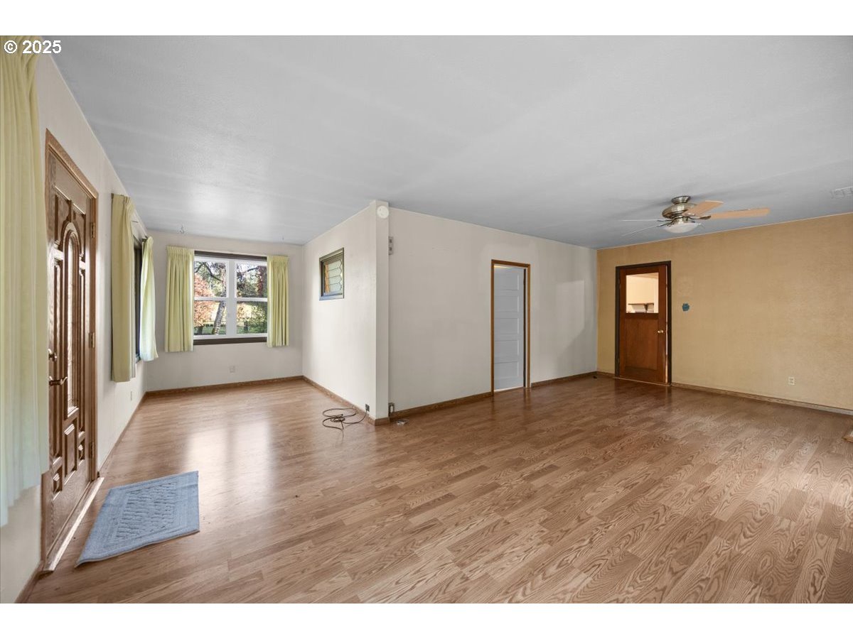 939 BUCKHORN RD