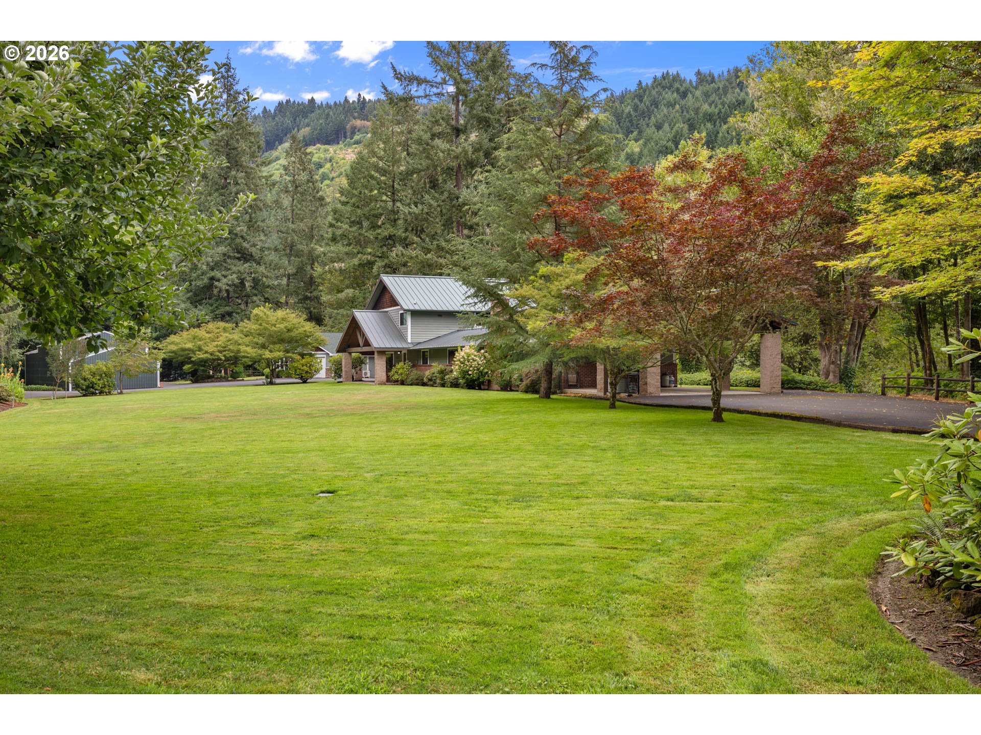 132 COUGAR CREEK RD