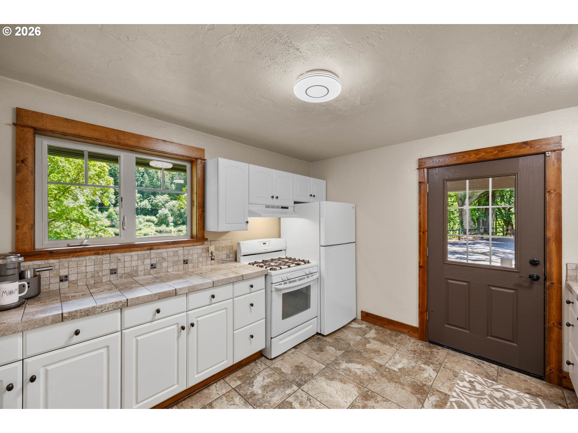 132 COUGAR CREEK RD