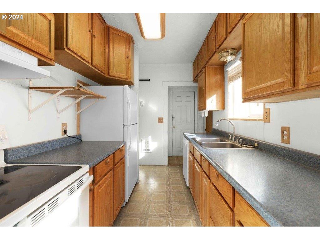 281 DANCER RD