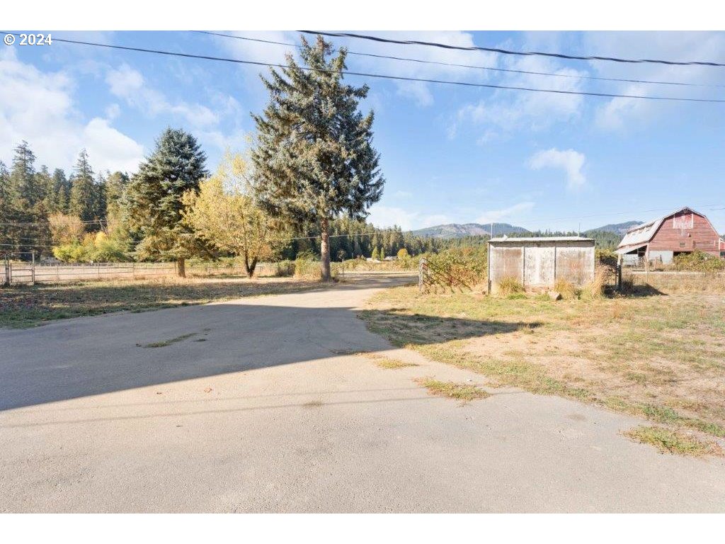 281 DANCER RD