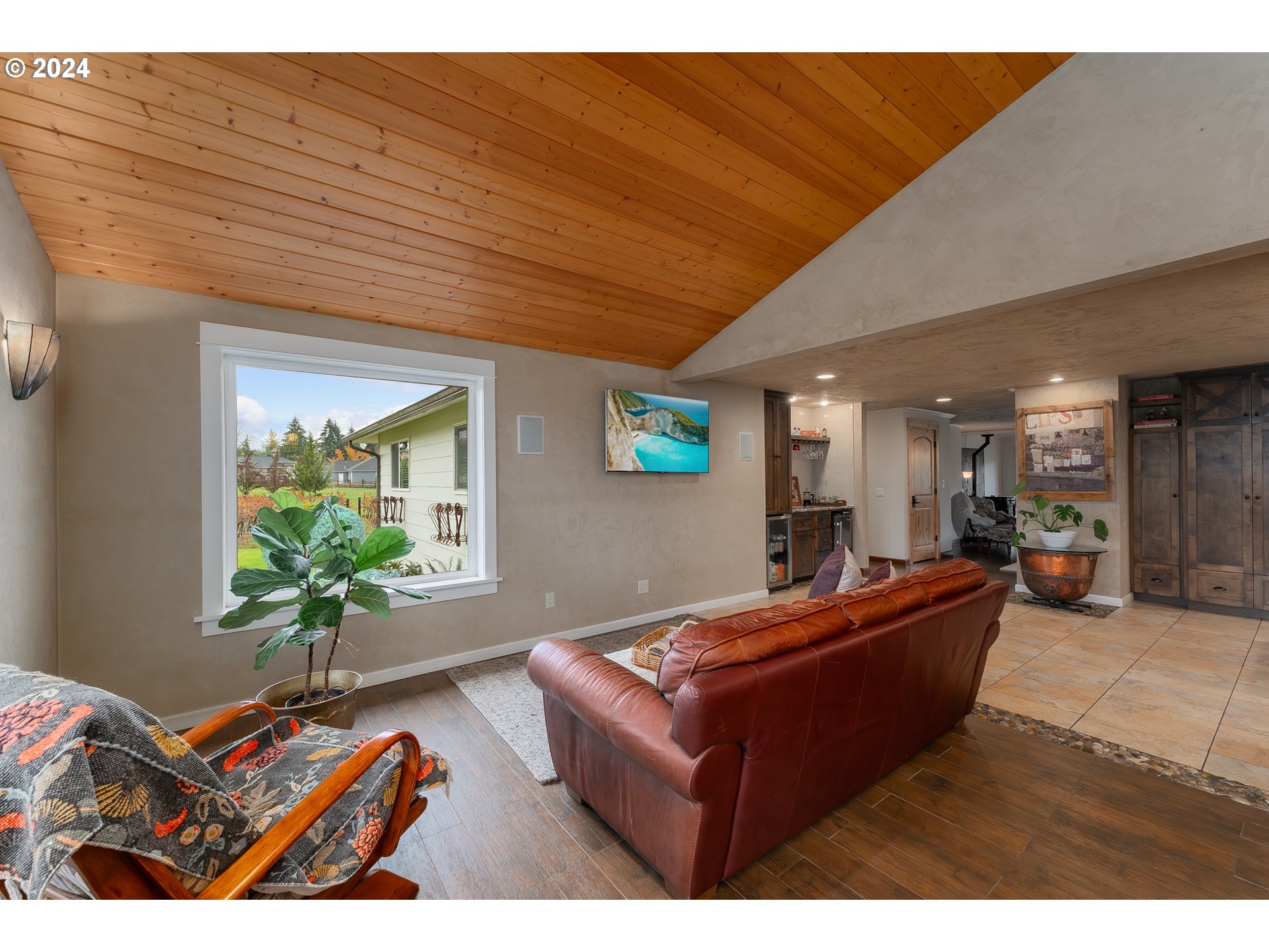 379 OSAGE DR