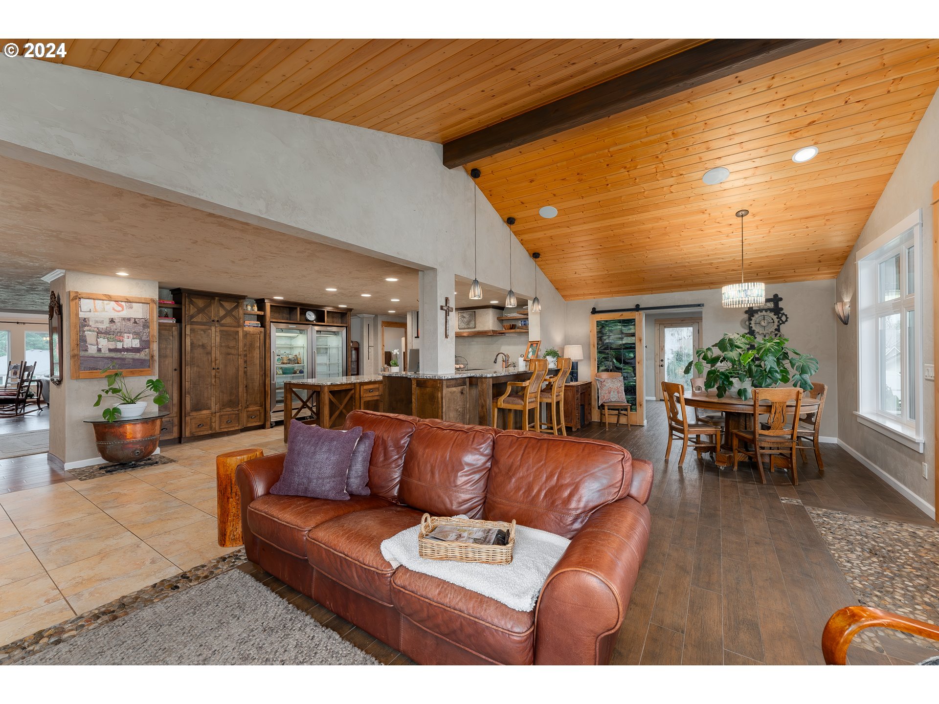 379 OSAGE DR