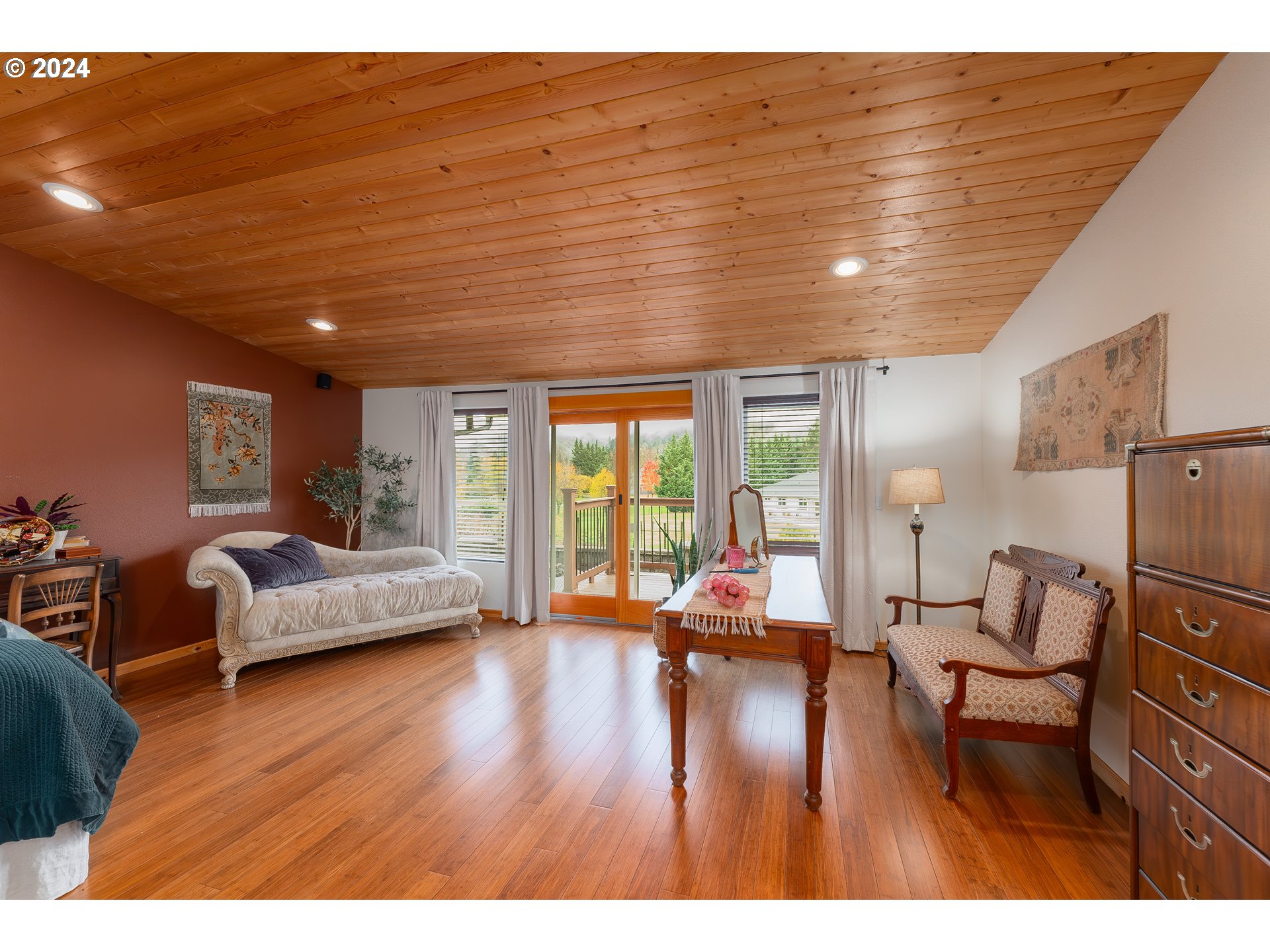 379 OSAGE DR
