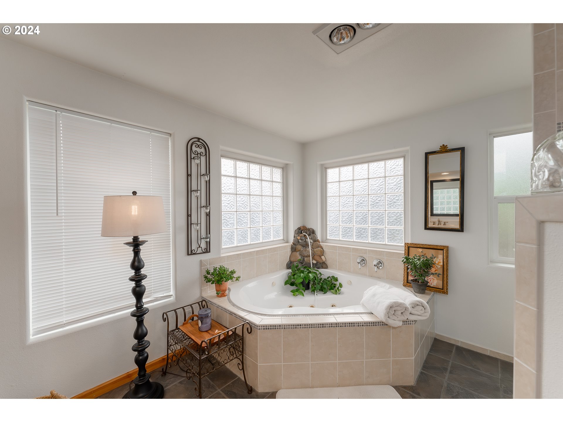 379 OSAGE DR