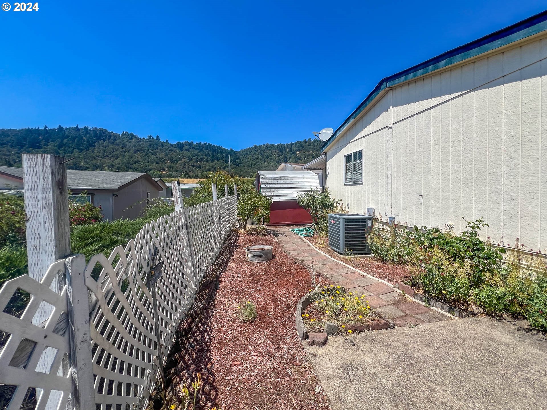 504 SHADOW RANCH LN