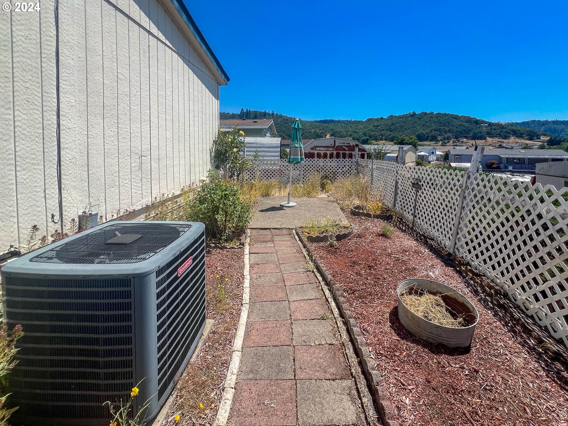 504 SHADOW RANCH LN