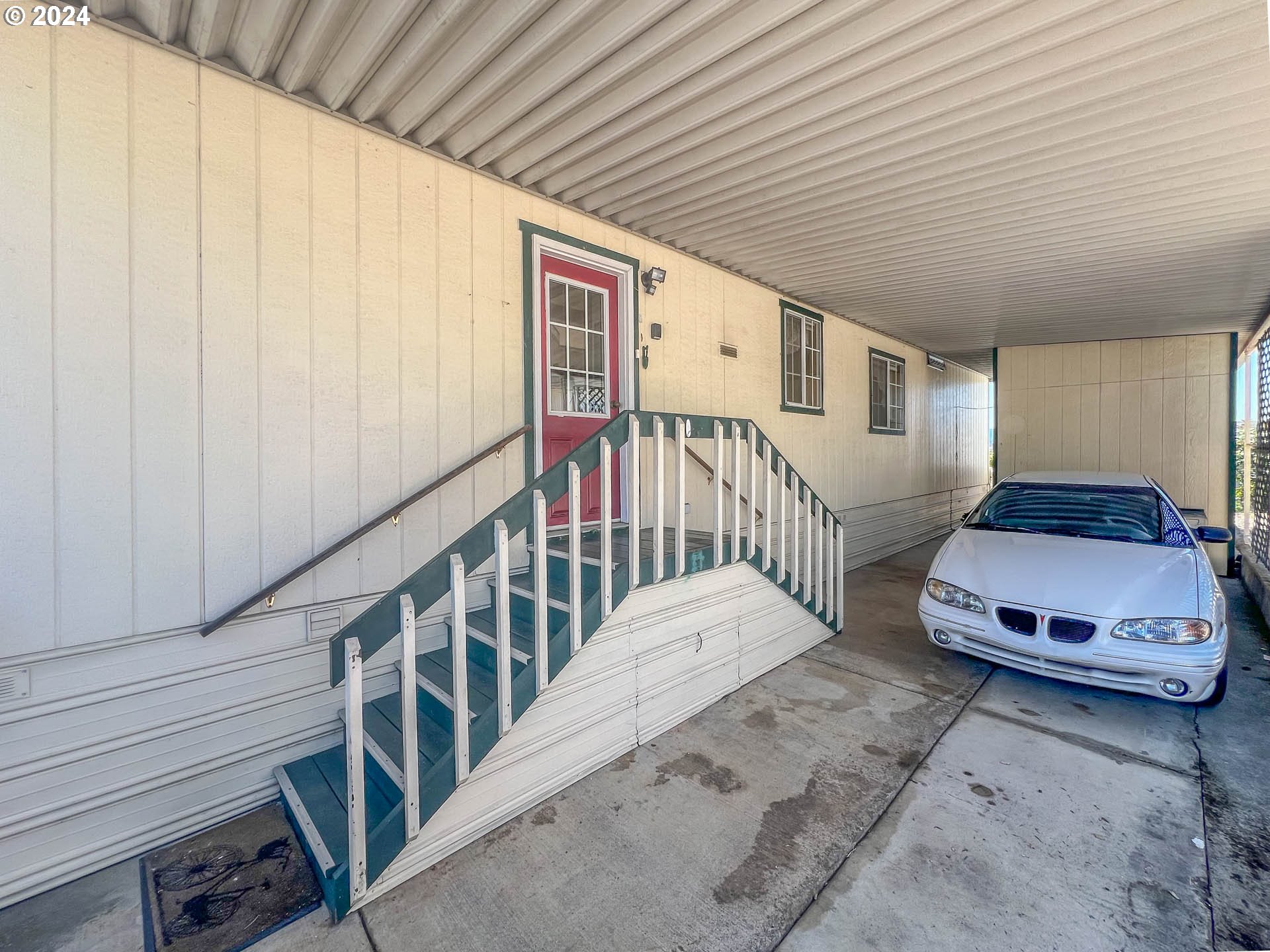 504 SHADOW RANCH LN