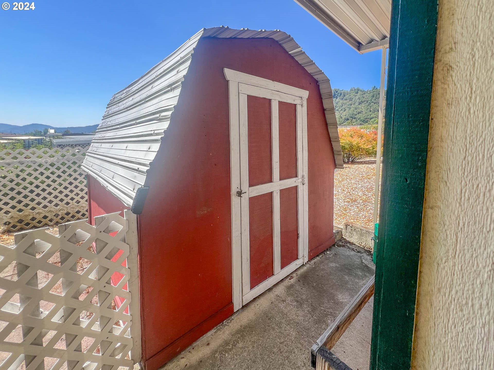 504 SHADOW RANCH LN