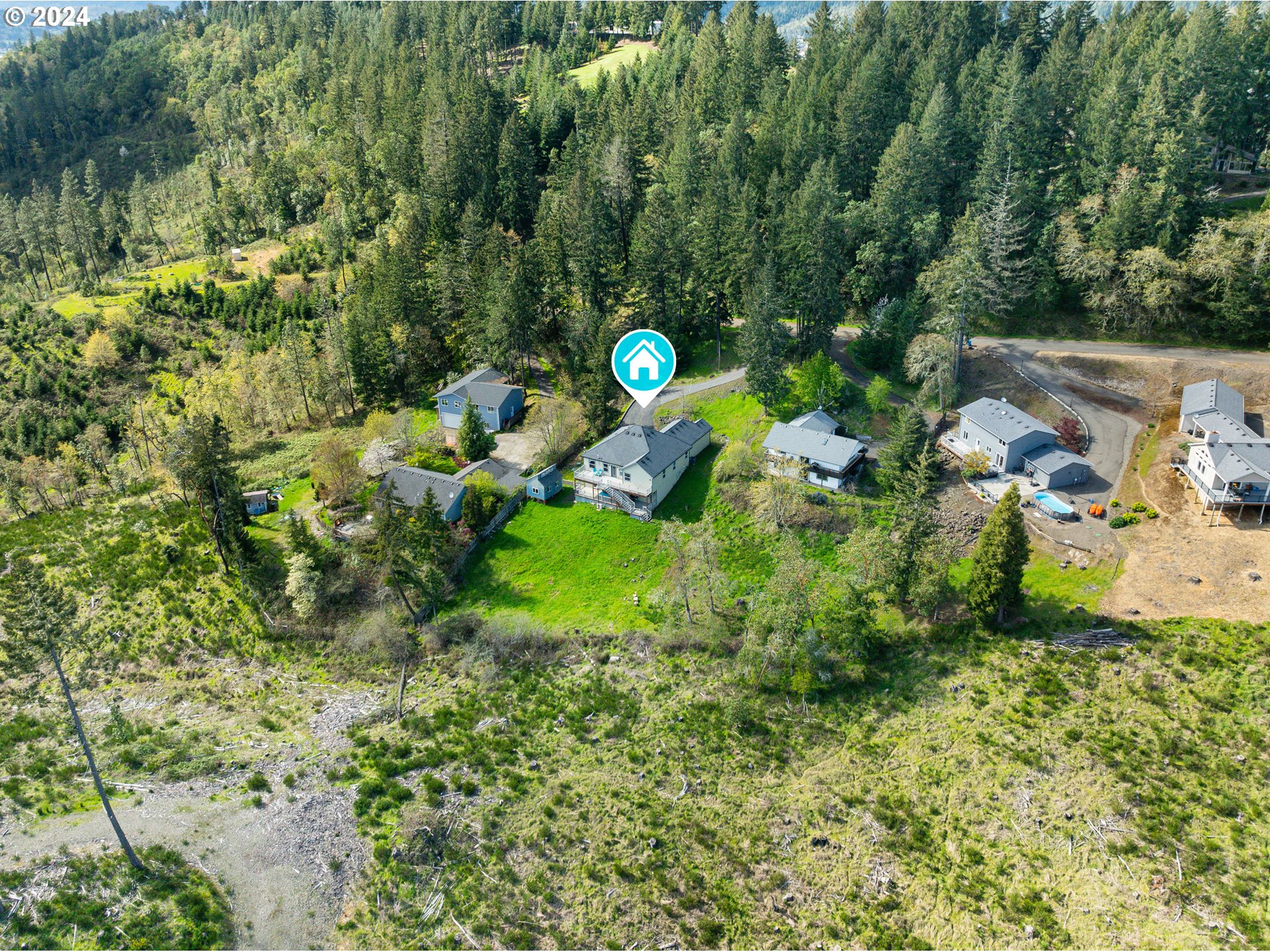 1836 LAKE VIEW DR