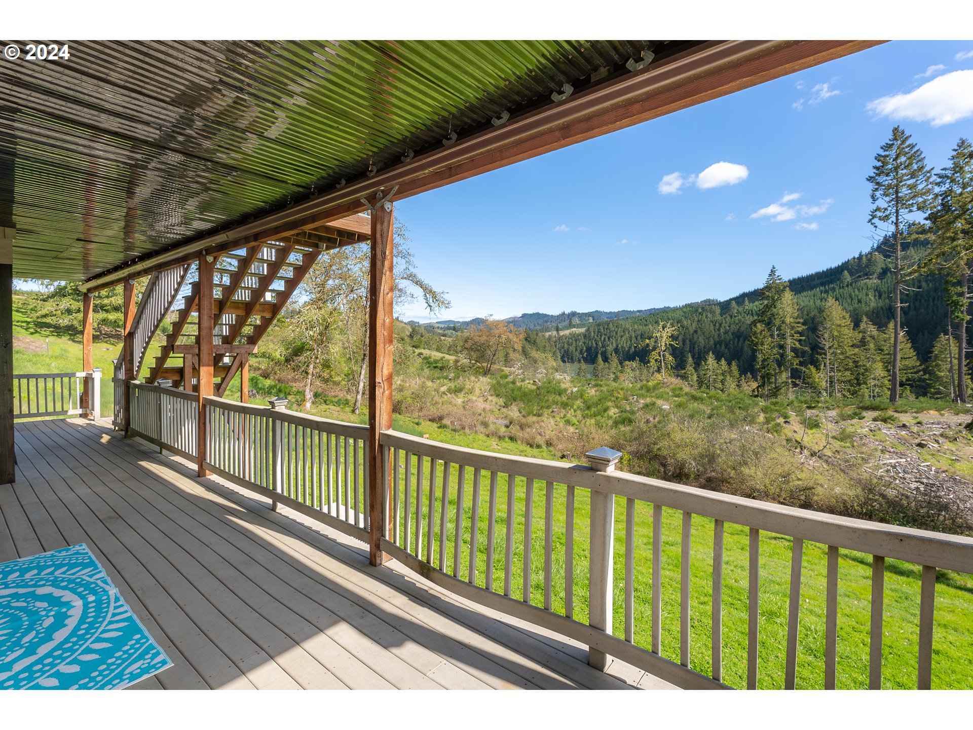 1836 LAKE VIEW DR