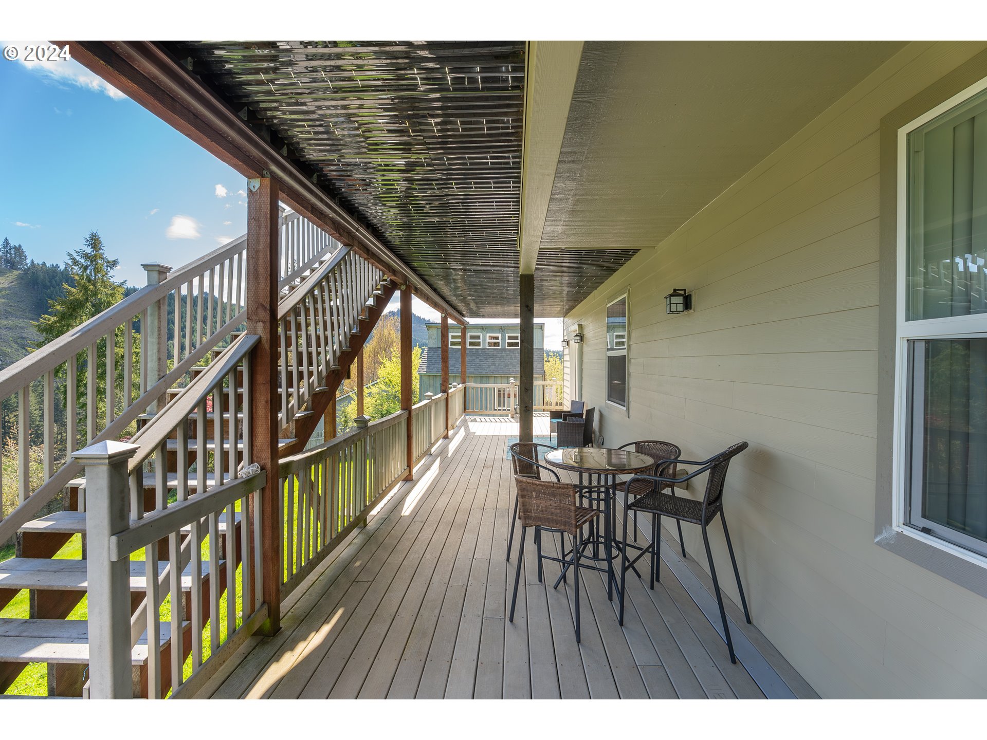 1836 LAKE VIEW DR
