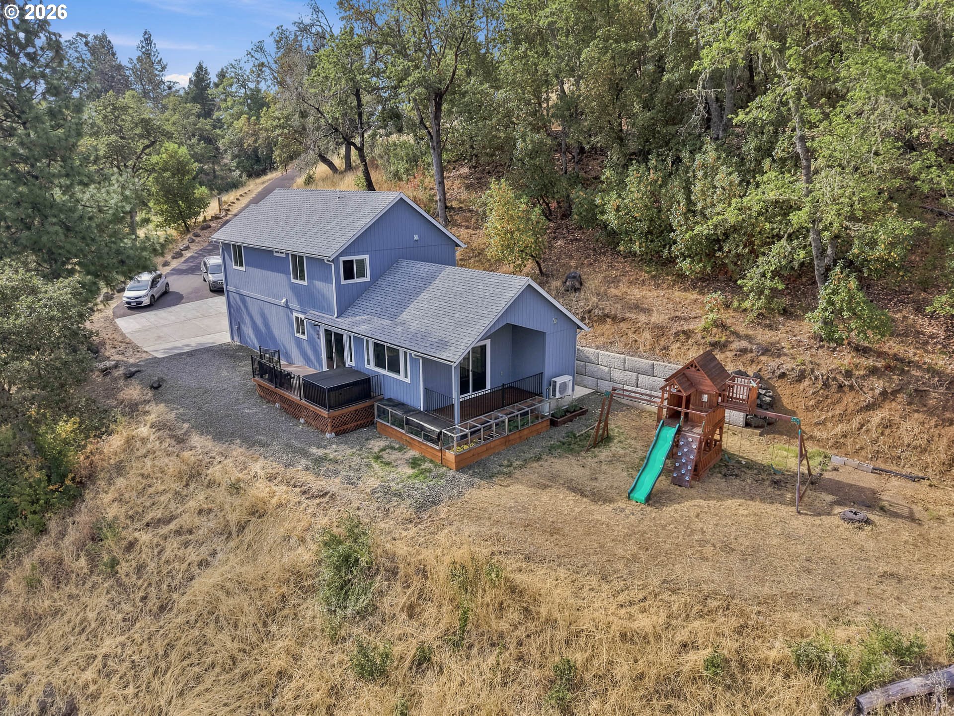 125 EAGLE DR