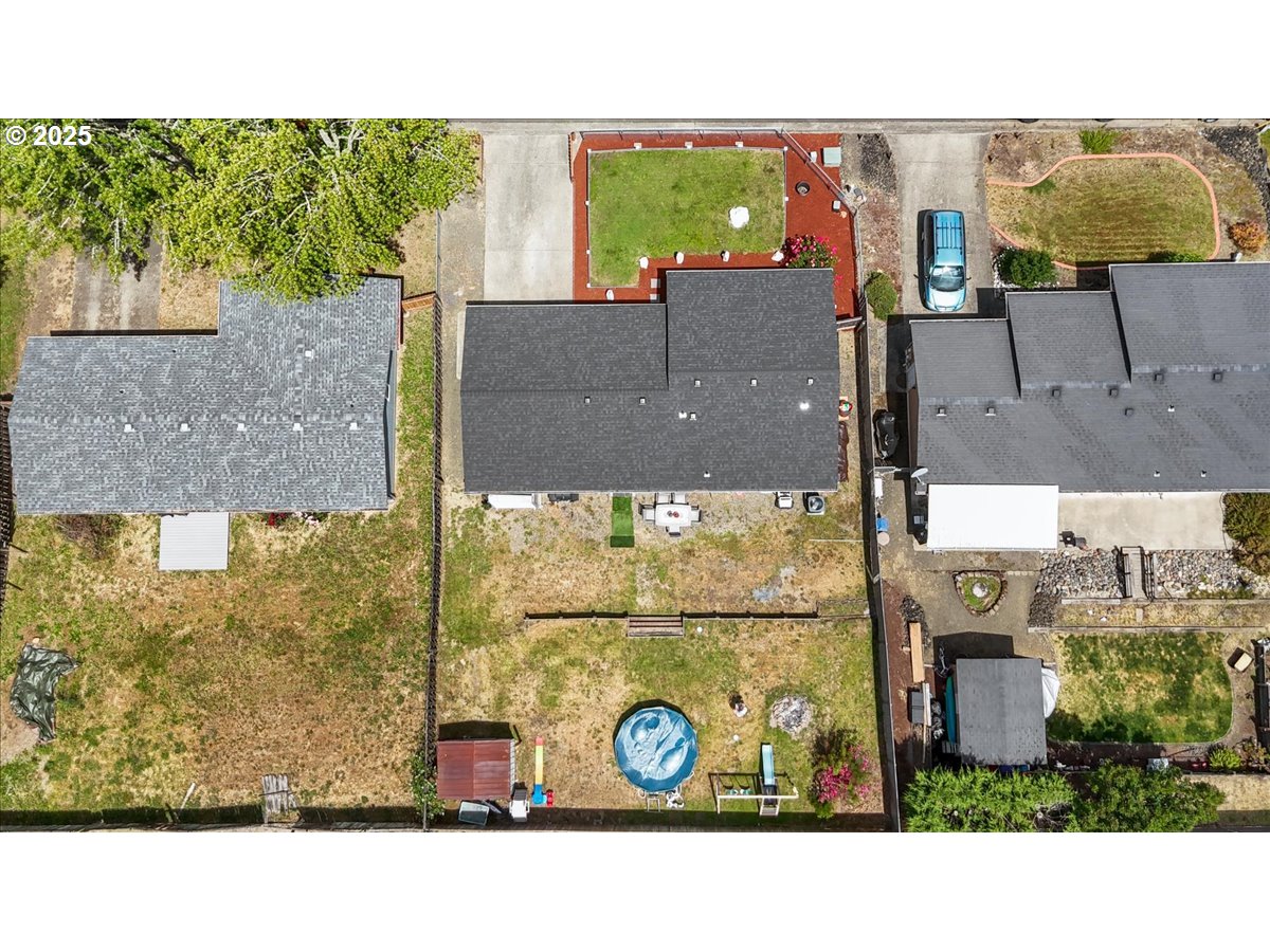 245 GEORGINNA DR