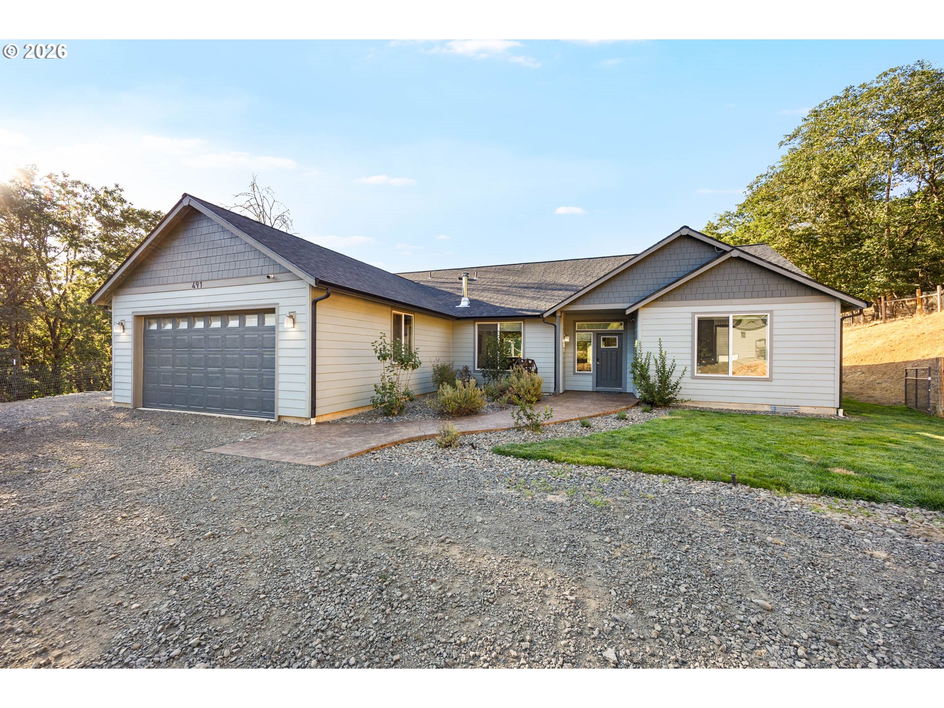 491 OAKWOOD DR