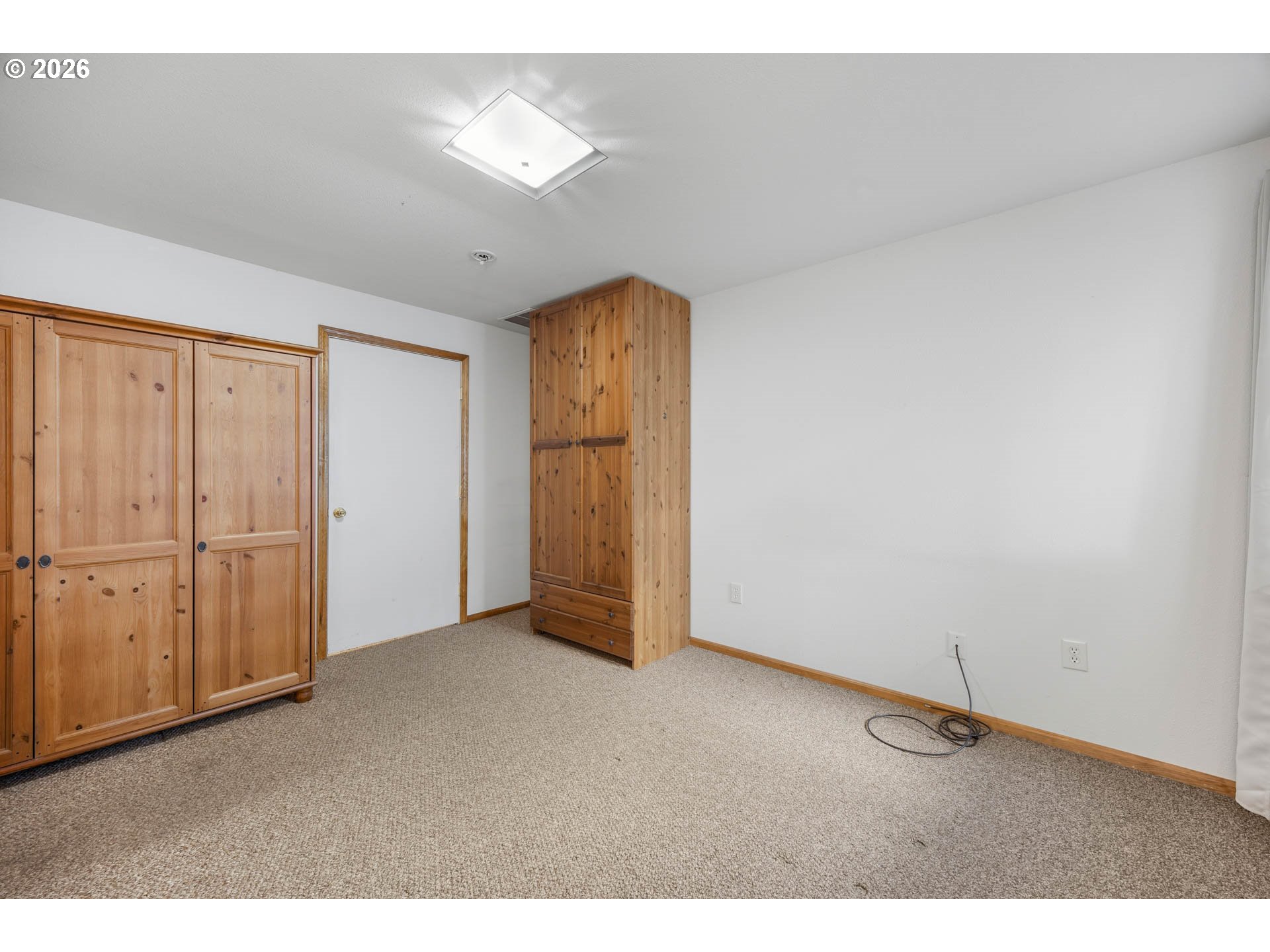 240 E FOURTH AVE
