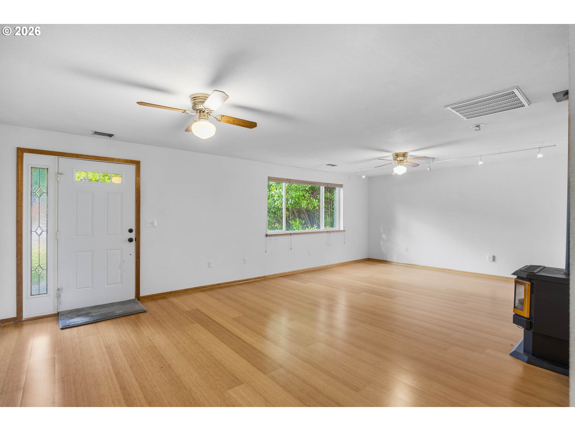 240 E FOURTH AVE