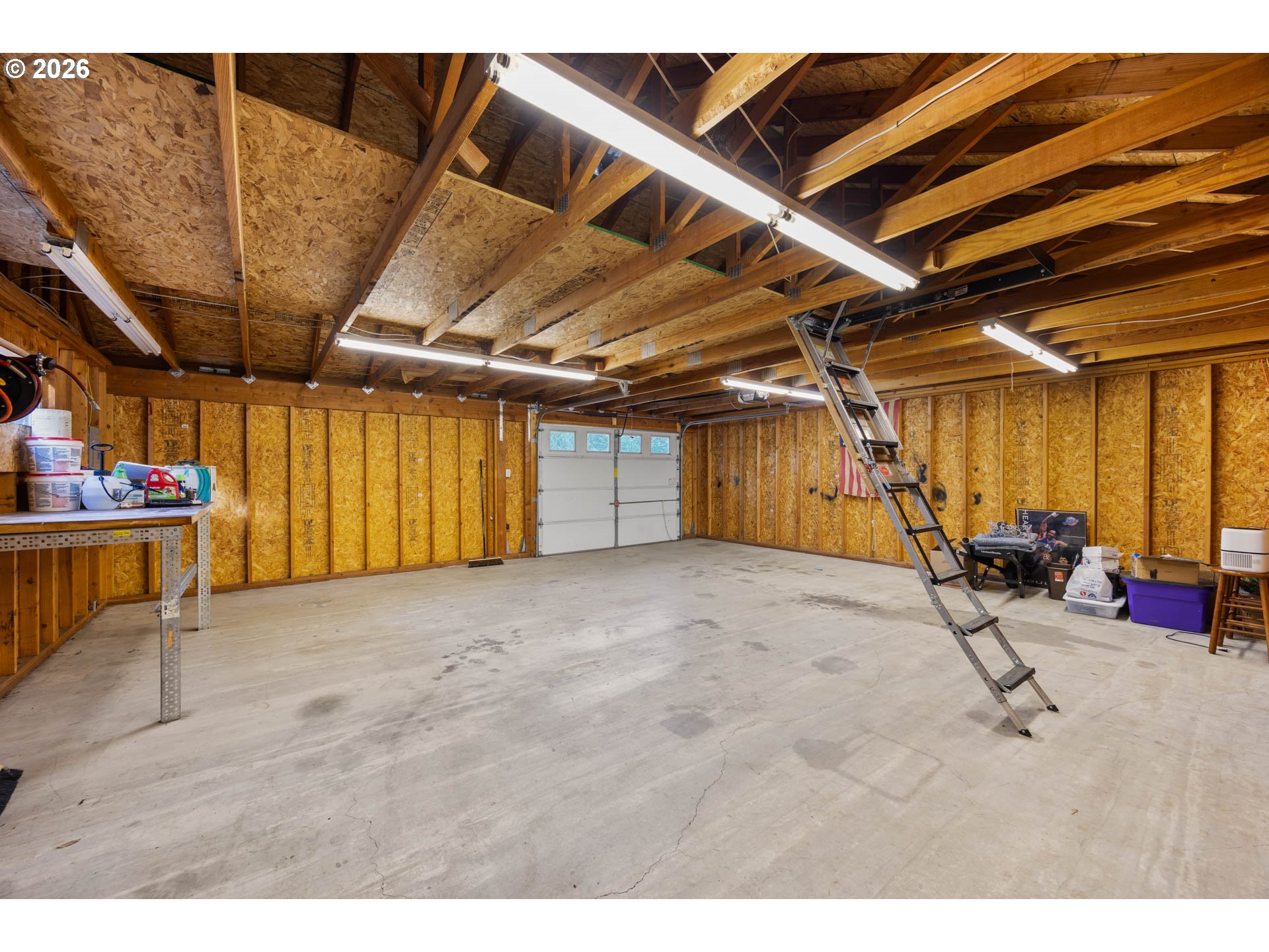 240 E FOURTH AVE