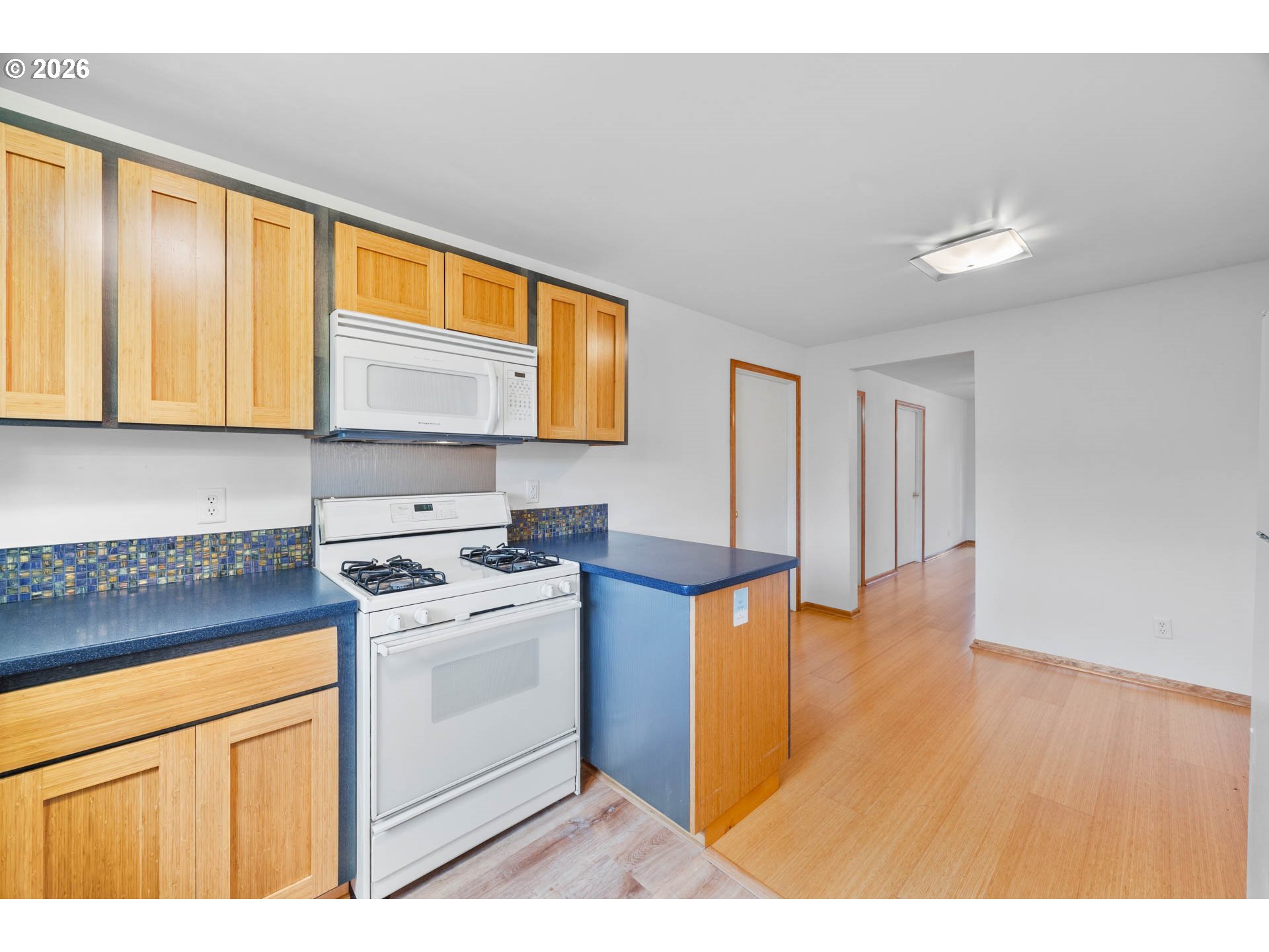 240 E FOURTH AVE