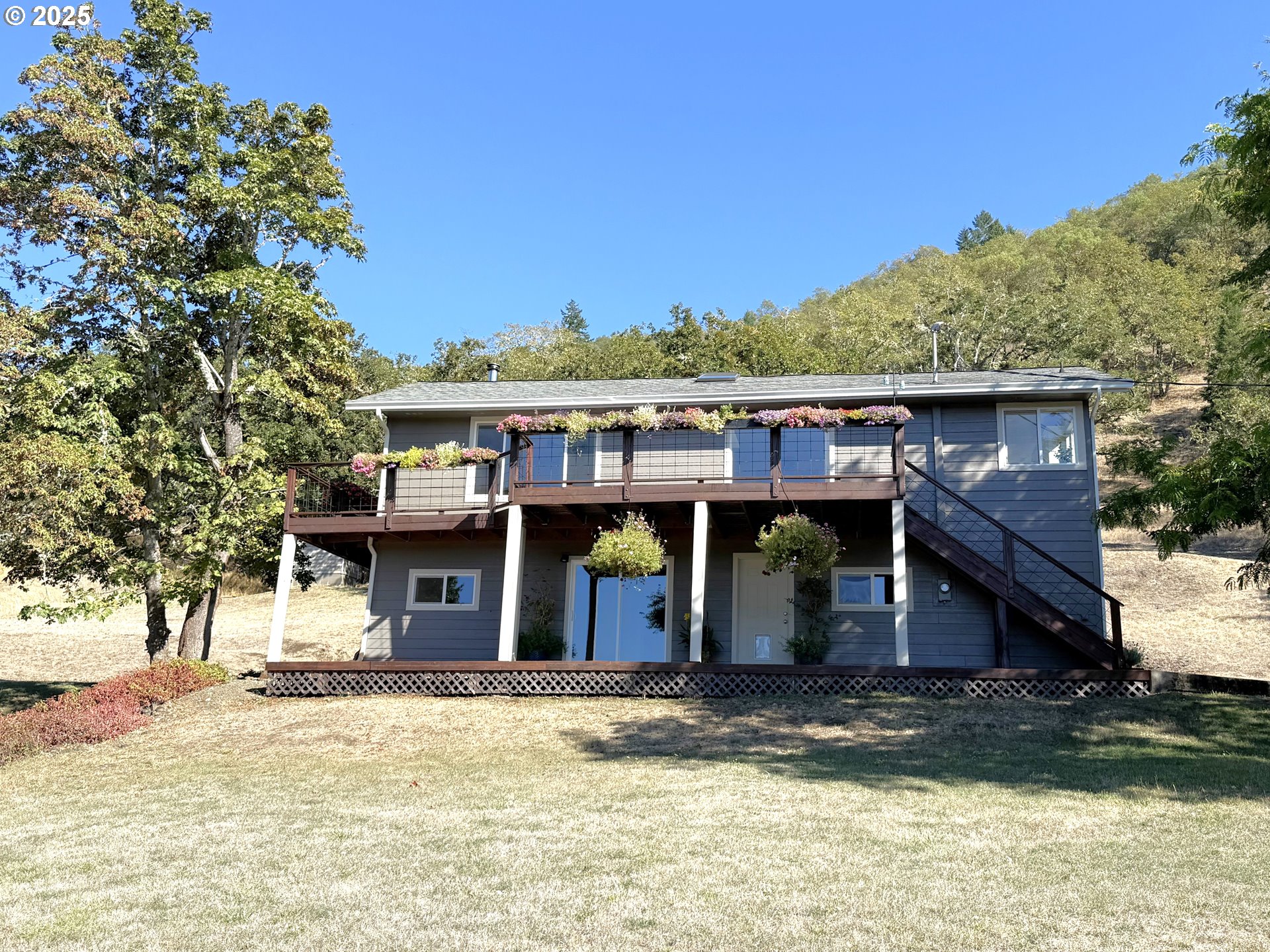 7978 N BANK RD