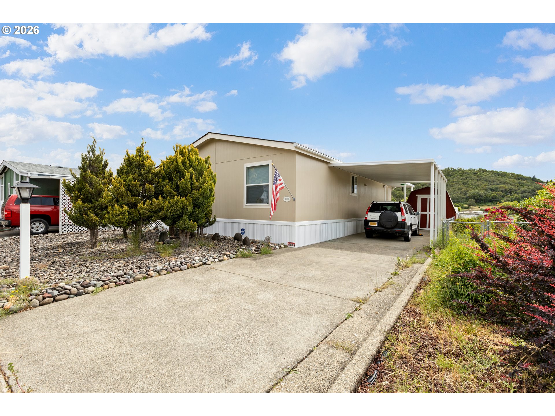 1003 SHADOW RANCH LN
