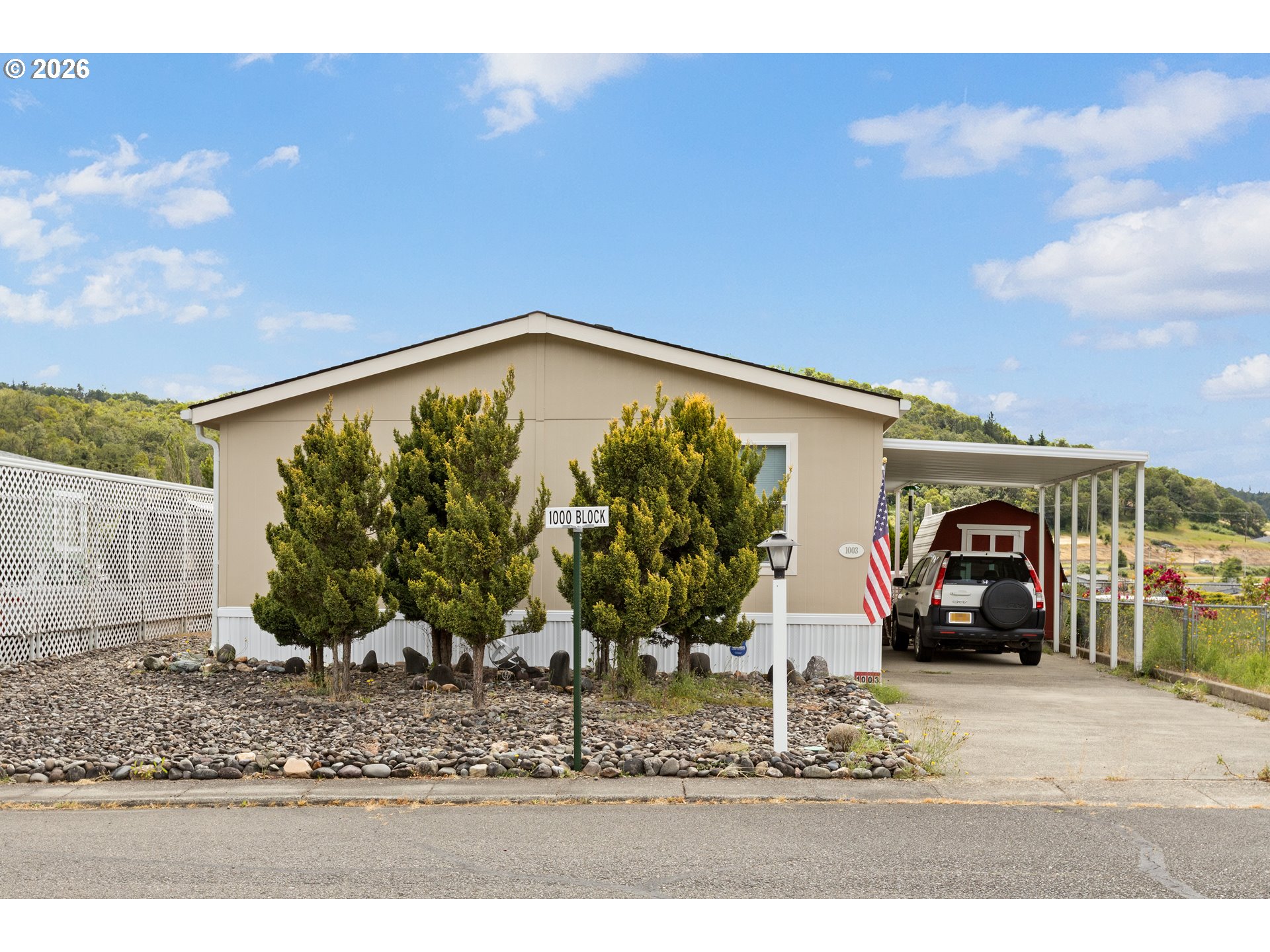1003 SHADOW RANCH LN