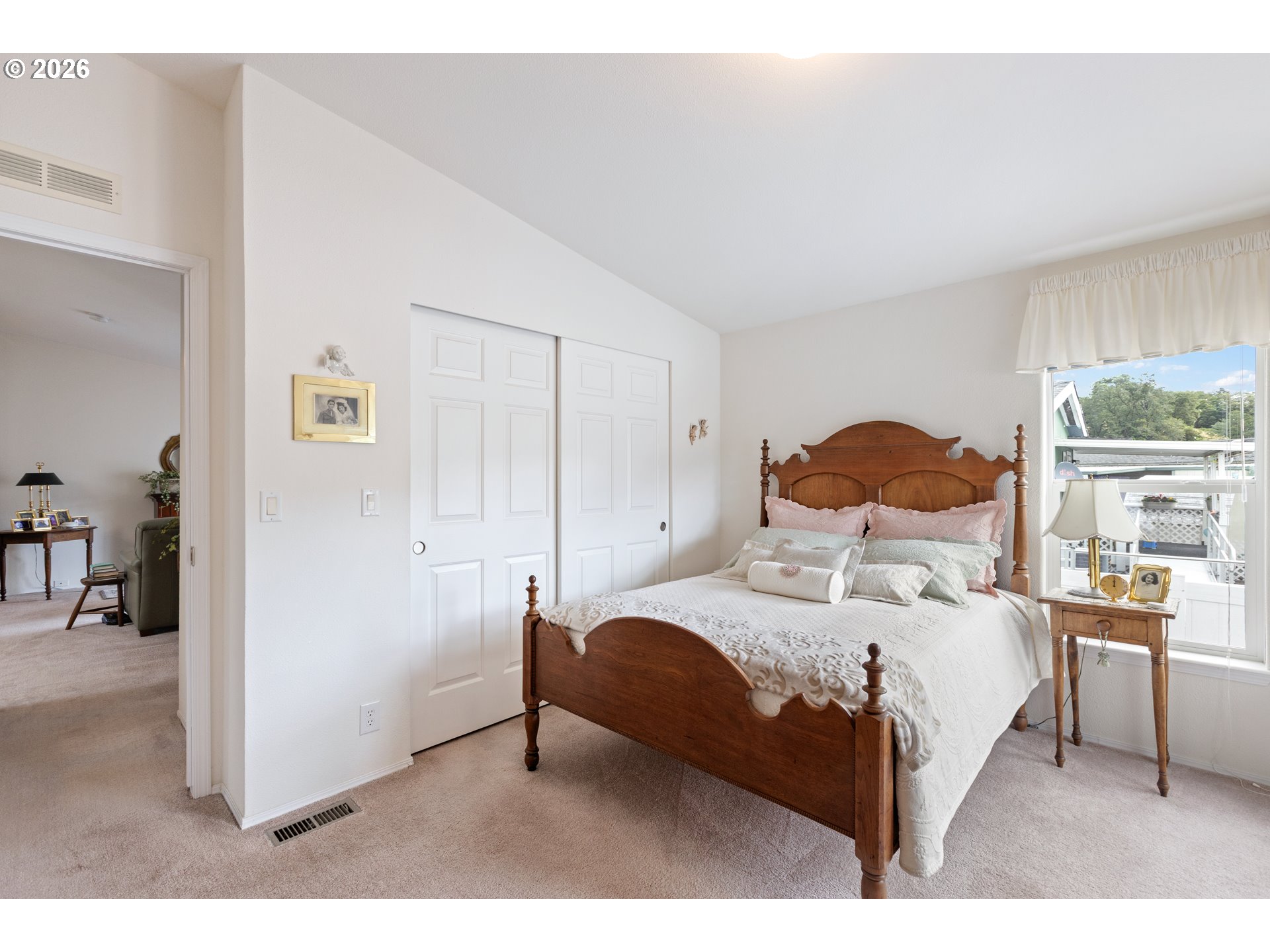 1003 SHADOW RANCH LN
