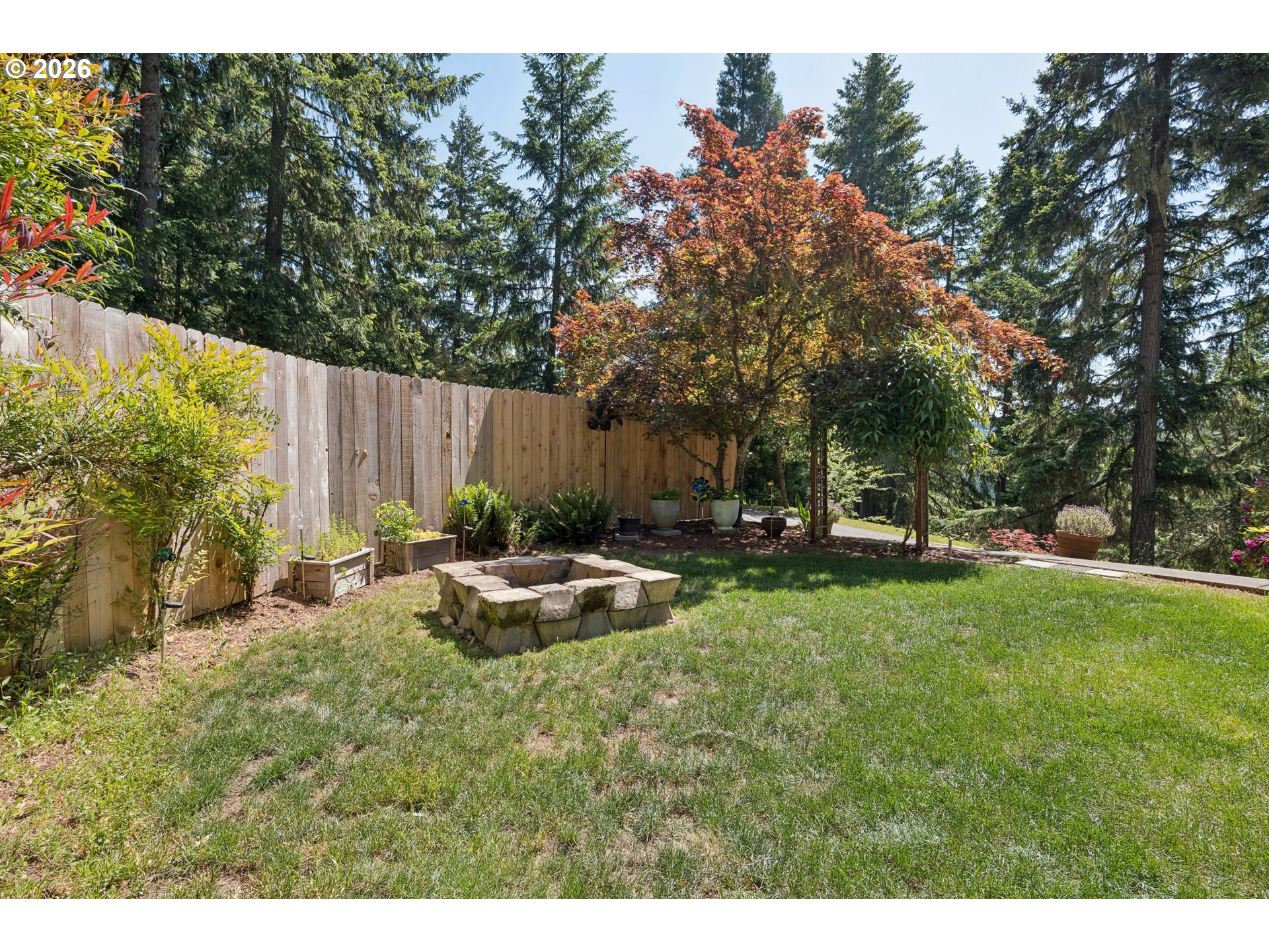 1853 RIDGE WATER DR