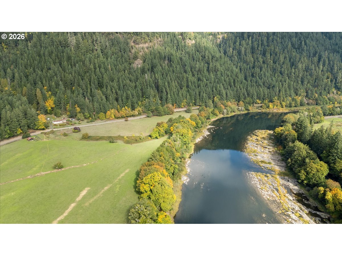 2277 COUGAR CREEK RD